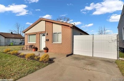 /international/us/19331-meier-street-roseville-mi-110107051786/