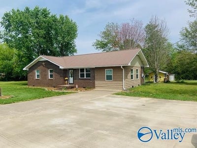 /international/us/146-hodges-street-rainsville-al-110098897969/