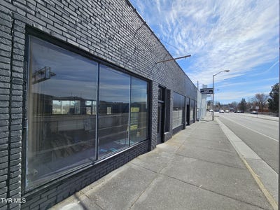 /international/us/471-commonwealth-ave-bristol-va-110100898901/