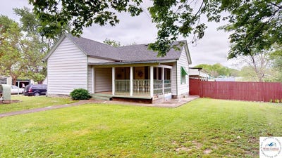 /international/us/620-n-grand-avenue-sedalia-mo-110108858736/