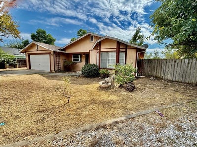 /international/us/2545-penelope-street-redding-ca-110110275174/