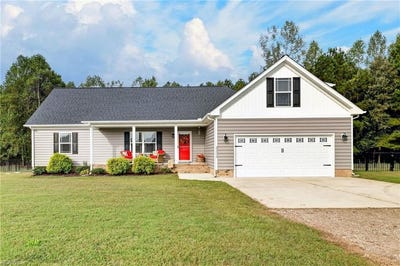 /international/us/22358-harvest-drive-franklin-va-110120576747/