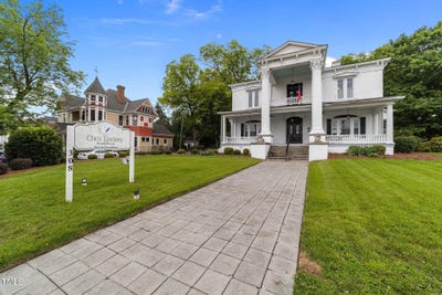 /international/us/308-main-street-reidsville-nc-110100032457/?lang=en