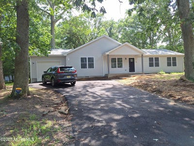 /international/us/414-oak-tree-road-freehold-nj-110100880494/