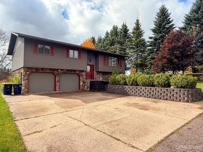 /international/us/1005-cinnabar-street-bessemer-mi-110120130913/