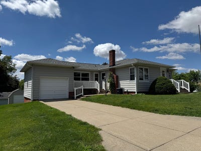 /international/us/307-w-esbeck-kimballton-ia-110108547907/