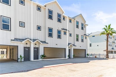 /international/us/603-e-avenue-g-port-aransas-tx-110103357990/