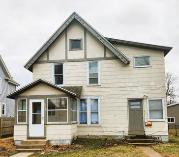 /international/us/221-e-8th-street-winona-mn-110102379475/