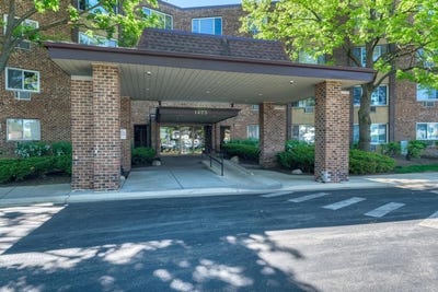 /international/us/1475-rebecca-drive-hoffman-estates-il-110109055171/