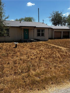 /international/us/104-e-magnolia-falfurrias-tx-110109995519/