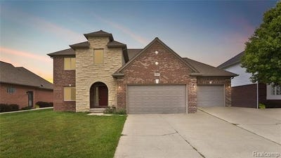 /international/us/16417-bishopsgate-drive-macomb-twp-mi-110101140520/