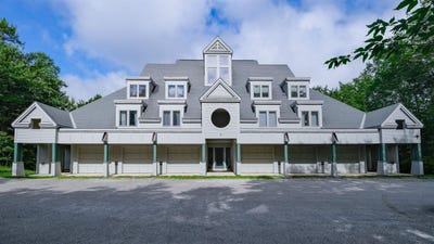 /international/us/24-ledgewood-road-ludlow-vt-110108984167/
