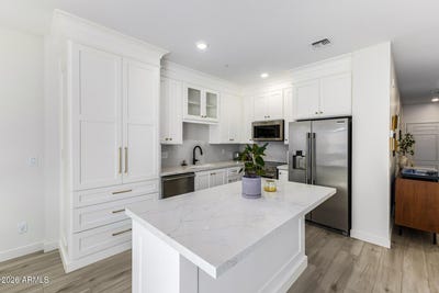/international/us/2265-w-echo-lane-phoenix-az-110106556871/