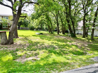 /international/us/deleon-street-denison-tx-110120019171/