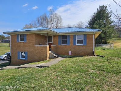 /international/us/224-boone-drive-harrogate-tn-110098331864/