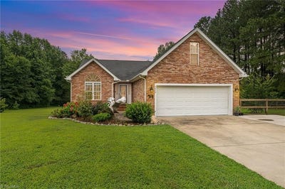 /international/us/2472-woods-stream-lane-asheboro-nc-110100703902/?lang=zh-cn