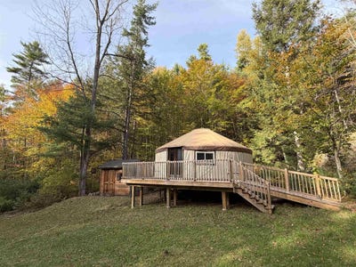 /international/us/1348-five-corners-road-thetford-vt-110120497194/