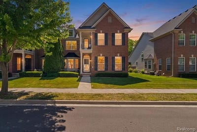 /international/us/42682-park-cresent-drive-sterling-heights-mi-110108582904/