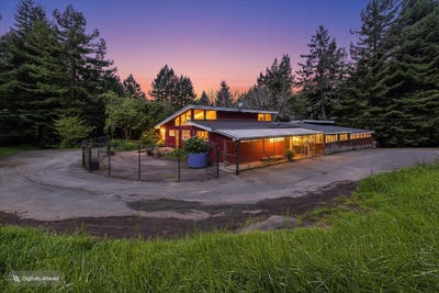/international/us/1430-fox-creek-road-carlotta-ca-110107265321/