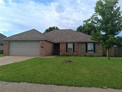 /international/us/406-e-post-road-rogers-ar-110108098590/