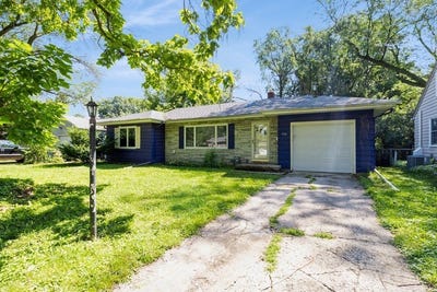 /international/us/1714-clark-avenue-ames-ia-110101219791/