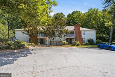 /international/us/6355-wedgeview-court-tucker-ga-110109914346/