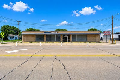 /international/us/222-w-parkway-street-denton-tx-110108507520/