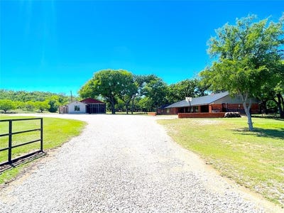 /international/us/712-state-highway-67-graham-tx-110099009403/