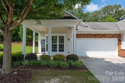 /international/us/9009-smokey-hill-lane-fort-mill-sc-110106962152/