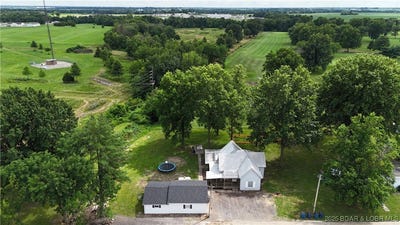 /international/us/408-stonner-street-tipton-mo-110101009369/