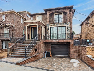 /international/us/14-05-133rd-place-flushing-ny-110107225757/
