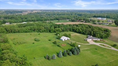 /international/us/700-76th-st-franksville-wi-110100158191/