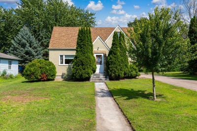 /international/us/503-n-elm-street-belle-plaine-mn-110109748624/