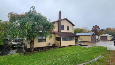 /international/us/415-locke-road-groton-ny-110120517152/