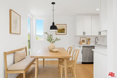 /international/us/23901-civic-center-way-malibu-ca-110100592008/