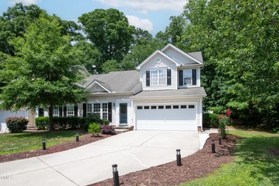 /international/us/409-tresa-brook-ct-cary-nc-110100209518/
