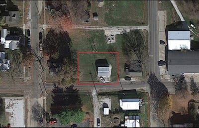 /international/us/851-williams-st-barry-il-110120616810/