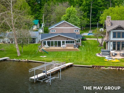 /international/us/6817-paradise-park-saranac-mi-110108176089/