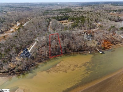 /international/us/429-terrapin-pointe-road-hodges-sc-110105392538/