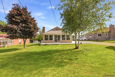 /international/us/1453-pitt-street-jennerstown-pa-110108719435/