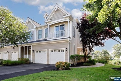 /international/us/70-shore-drive-south-amboy-nj-110110150144/