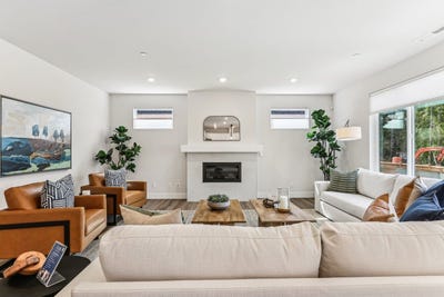 /international/us/6402-213th-ave-ct-e-bonney-lake-wa-110101431918/