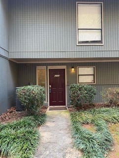 /international/us/6222-overlook-road-peachtree-corners-ga-110105392103/
