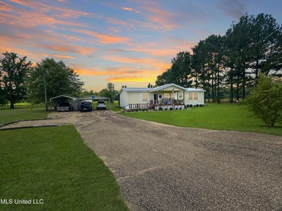 /international/us/899-harrisville-braxton-rd-road-braxton-ms-110100581596/