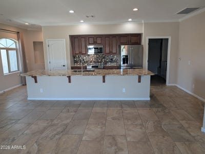 /international/us/900-s-canal-drive-chandler-az-110106977448/