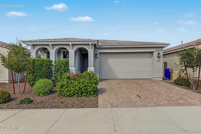 /international/us/9022-w-georgia-avenue-glendale-az-110120118433/