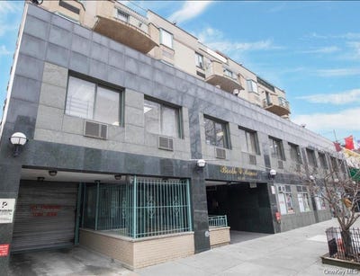 /international/us/63-47-booth-street-rego-park-ny-110107613024/