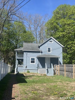 /international/us/17-woodbine-street-torrington-ct-110107660121/