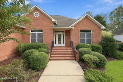 /international/us/1235-pine-valley-drive-new-bern-nc-110119955566/