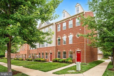 /international/us/6232-walbridge-street-capitol-heights-md-110108234725/